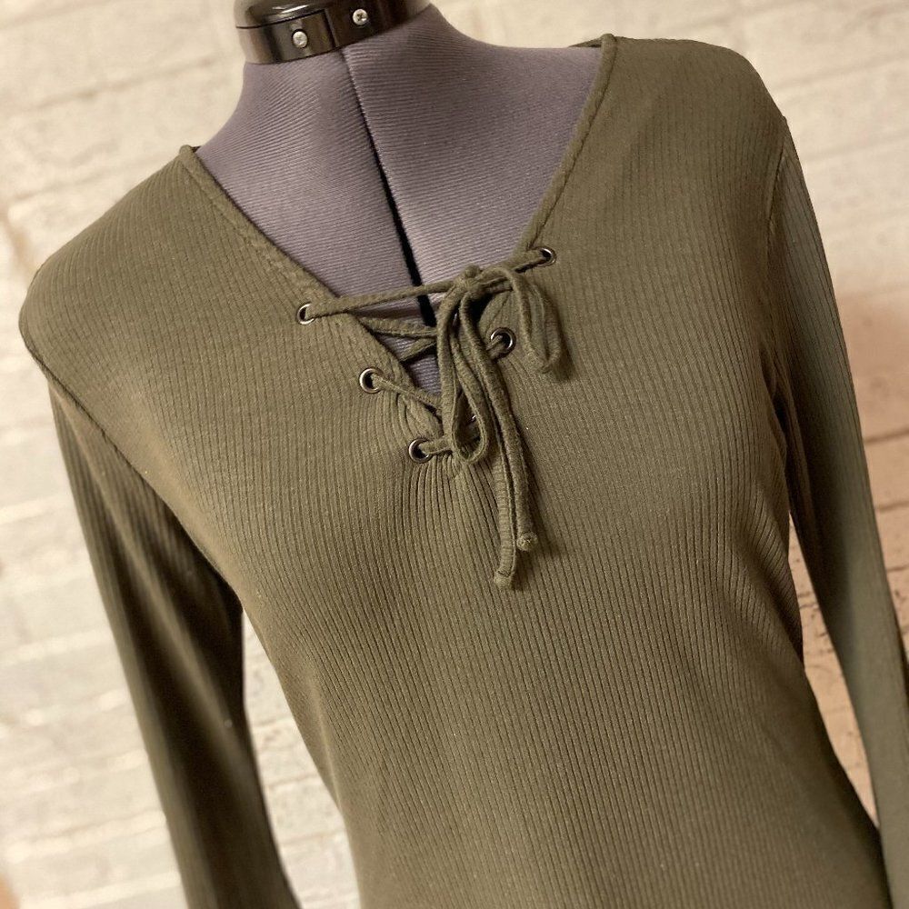 Cato's Green Ribbed Top Medium
